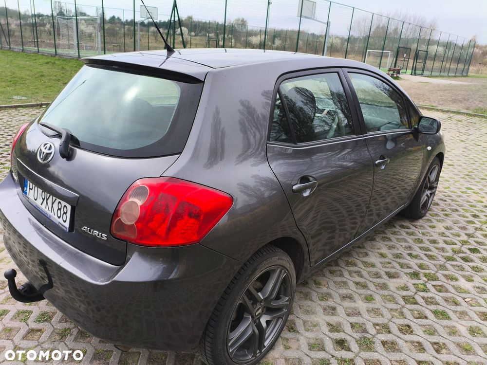 Toyota Auris 2.0 D-4D Premium - 16