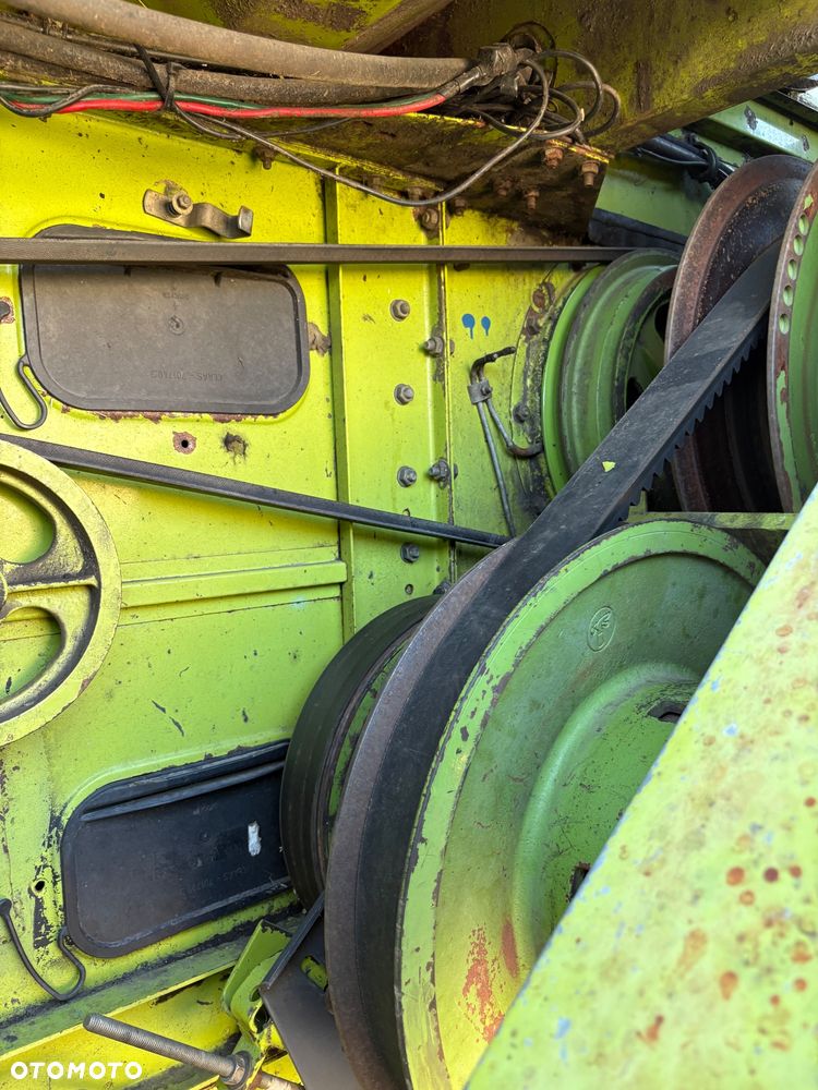 Claas Dominator 106 - 9