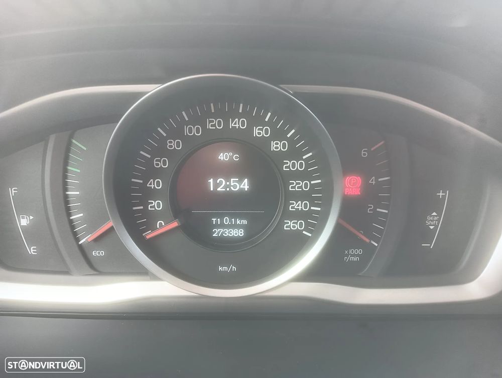 Volvo V60 2.0 D4 Kinetic Eco - 11