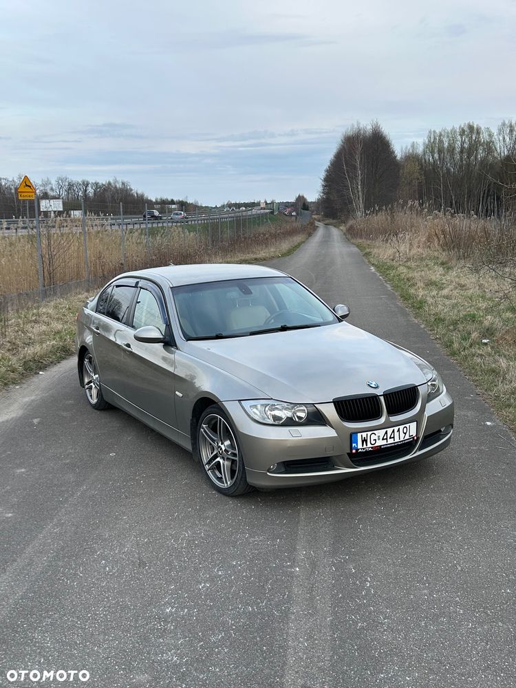 BMW Seria 3 320i Edition Sport - 9