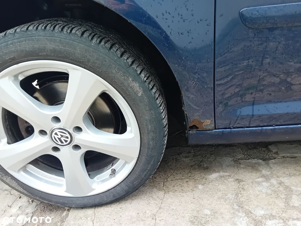 Volkswagen Touran 2.0 TDI Highline - 8