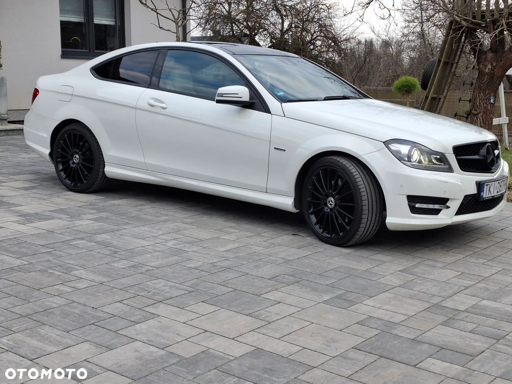 Mercedes-Benz Klasa C 350 BlueEFFICIENCY 7G-TRONIC Edition 1 - 12