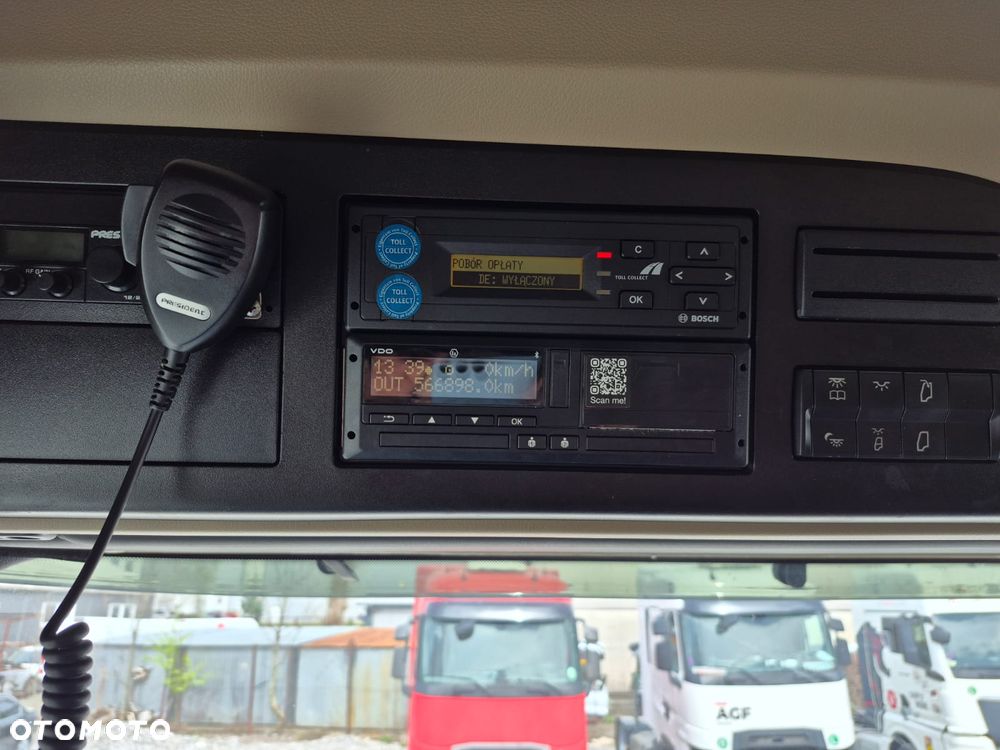 Mercedes-Benz Actros 1848 Low Deck Mega - 10