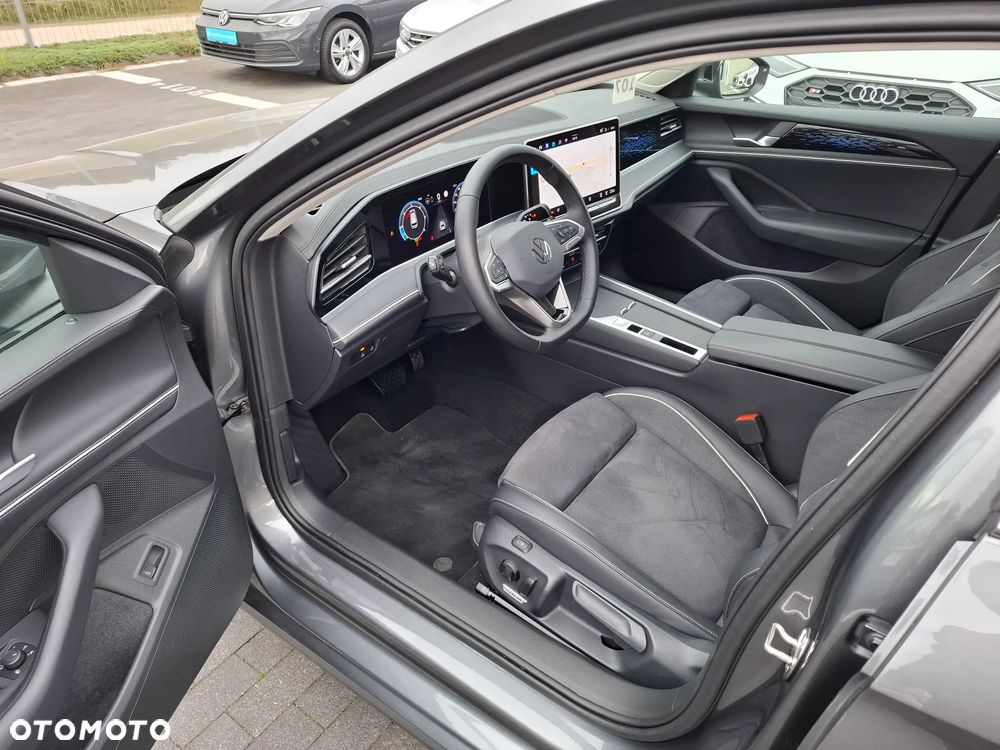 Volkswagen Passat 2.0 TDI SCR Business Plus DSG - 14