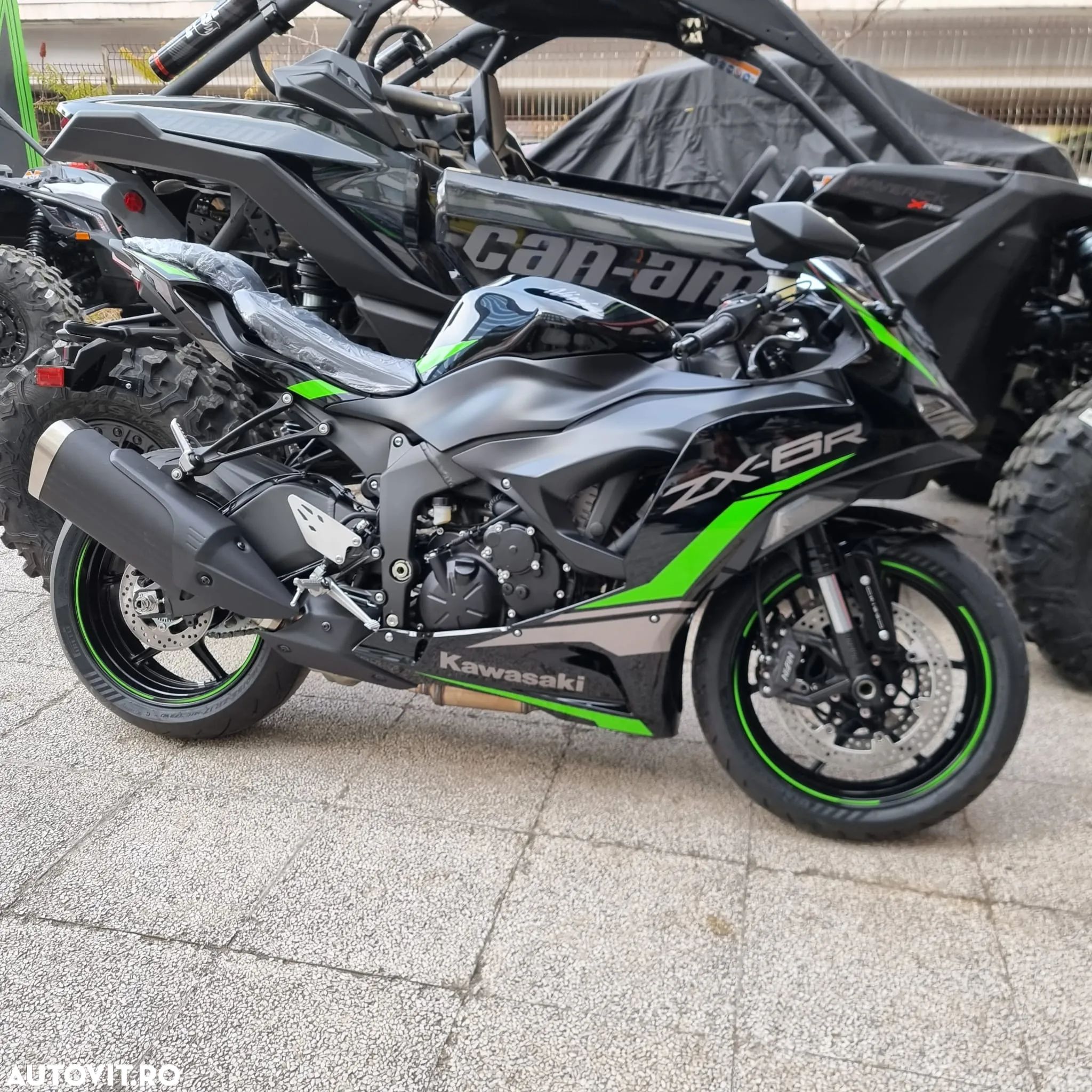 Kawasaki ZX-6R Ninja KRT Edition - 1