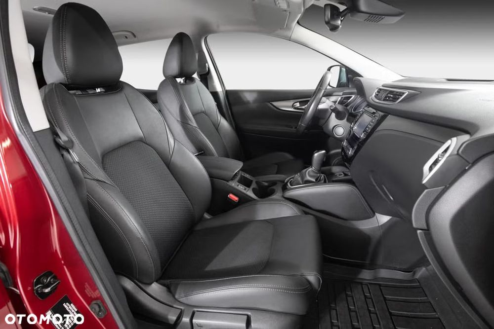 Nissan Qashqai 1.6 Tekna CVT - 25
