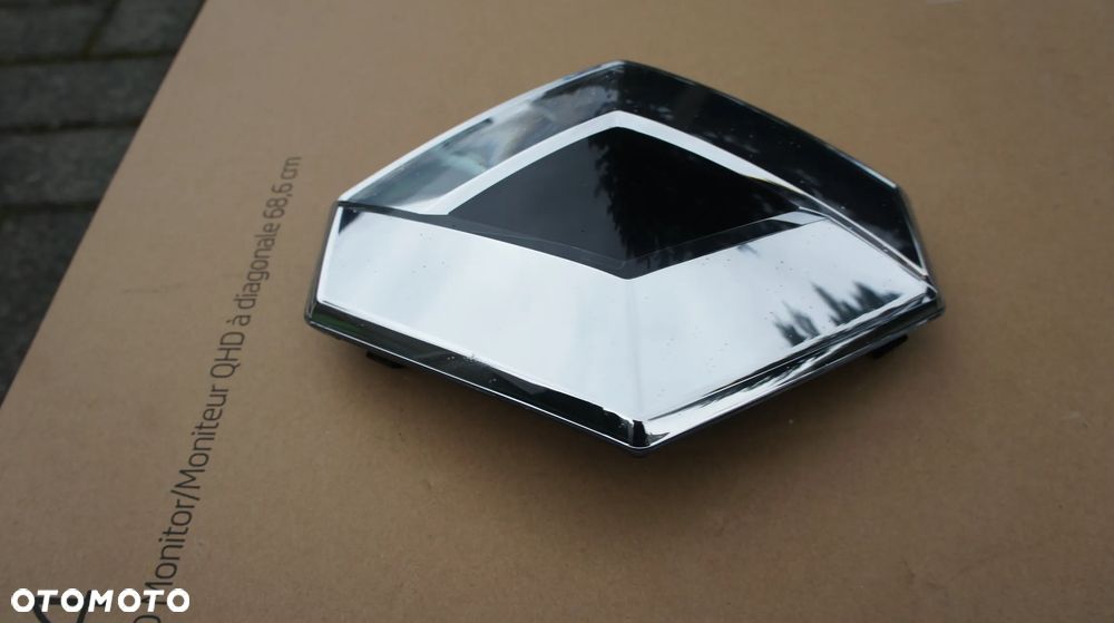 ZNACZEK EMBLEMAT POD RADAR RENAULT TALISMAN - 3