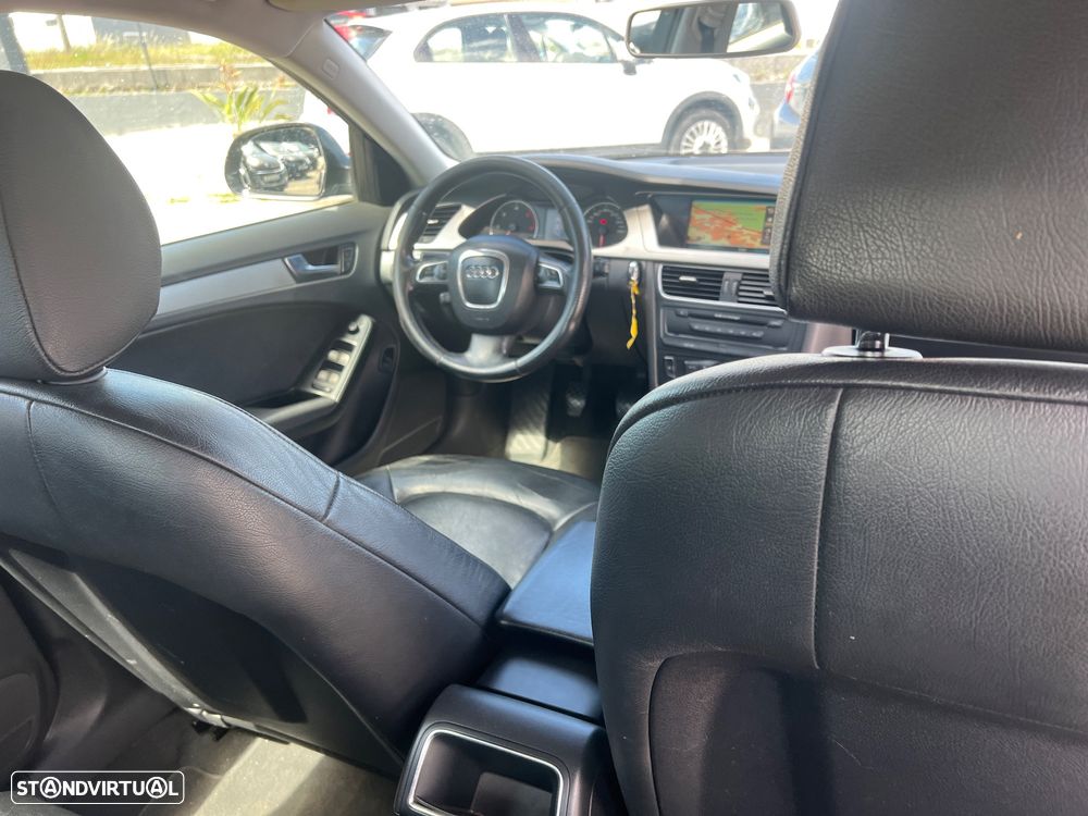 Audi A4 2.0 TDI S-line - 16