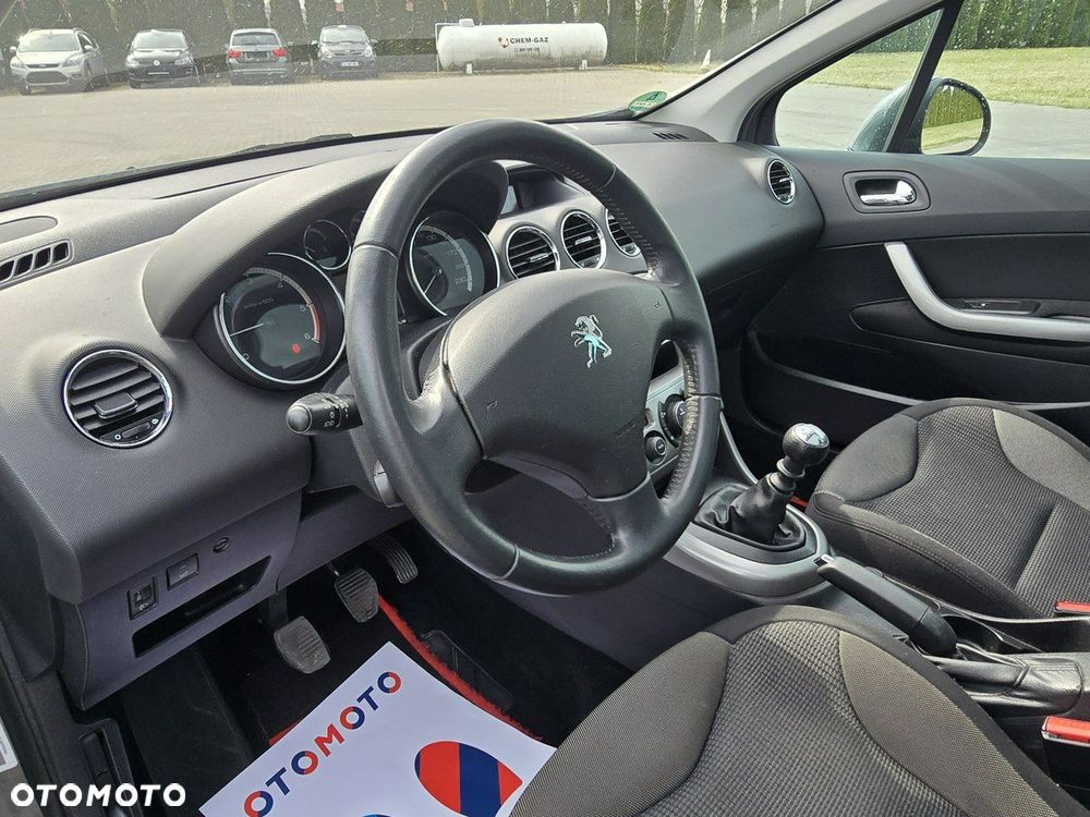 Peugeot 308 - 12