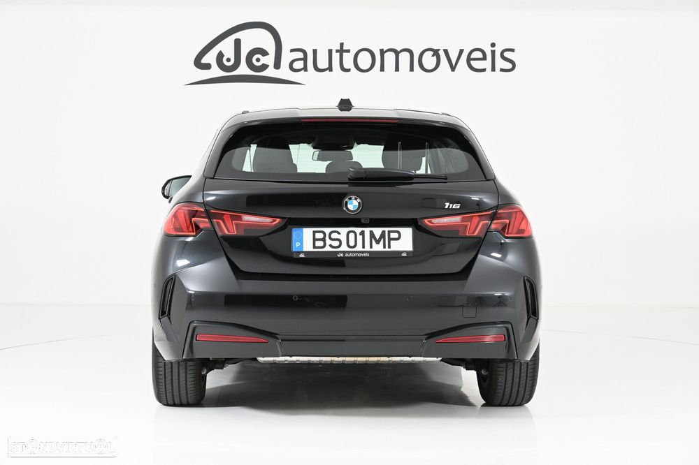 BMW 116 Standard - 8