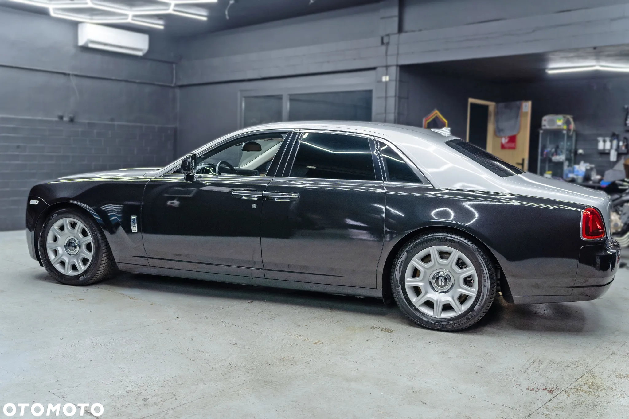 Rolls-Royce Ghost Standard - 4
