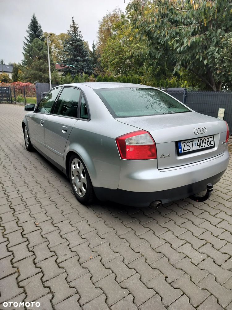 Audi A4 Limousine 2 - 4