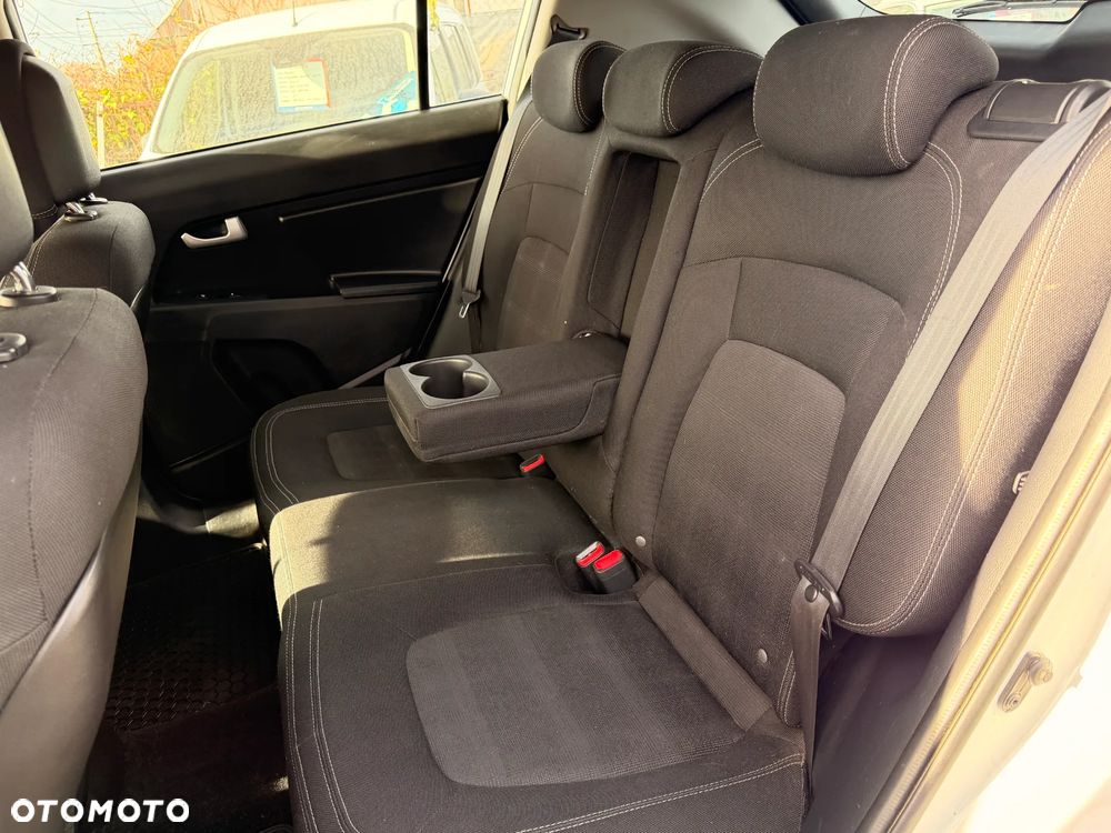 Kia Sportage 1.7 CRDI 2WD Vision - 24