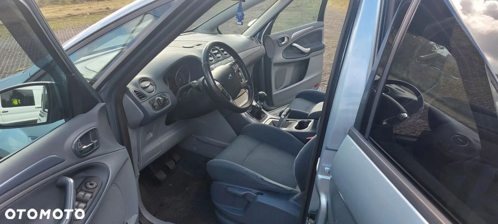 Ford S-Max 2.5 Trend - 13