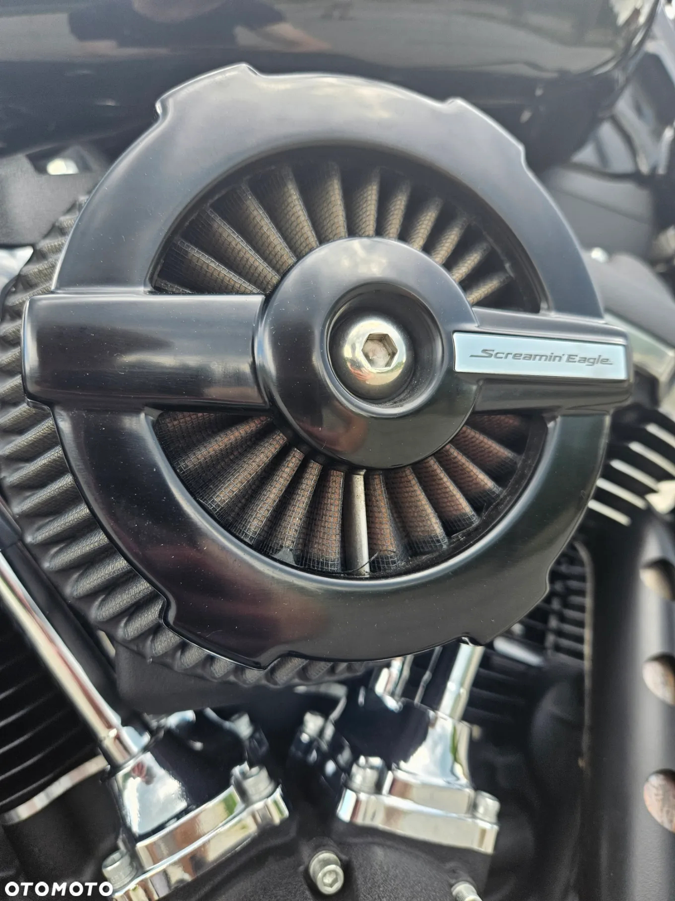 Harley-Davidson Softail Street Bob - 17
