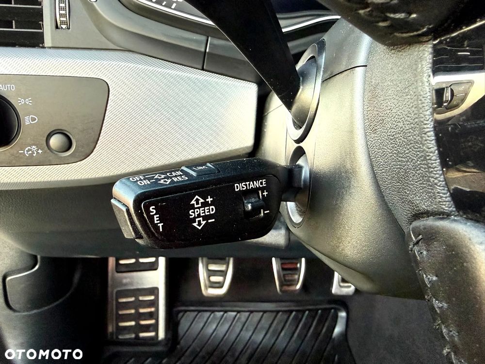 Audi A4 Avant 2.0 TDI quattro sport - 38