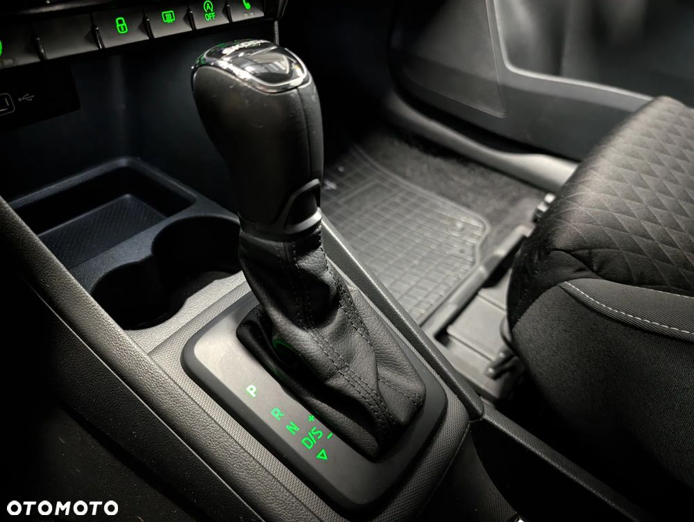 Skoda RAPID 1.0 TSI Style DSG - 5