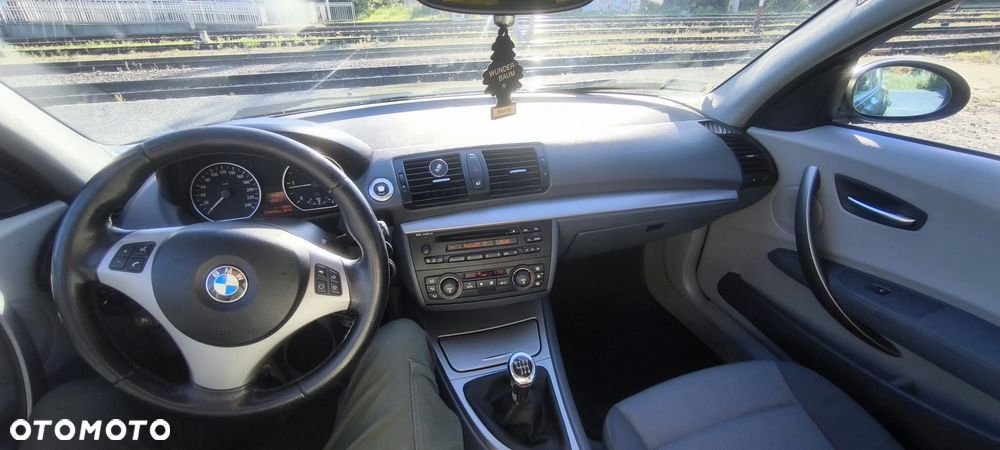 BMW Seria 1 - 8