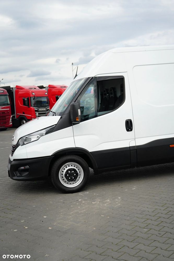 Iveco DAILY / 35S14 / 2,3 MultiJet / MAXI / 136 KM / MAŁY PRZEBIEG - 37