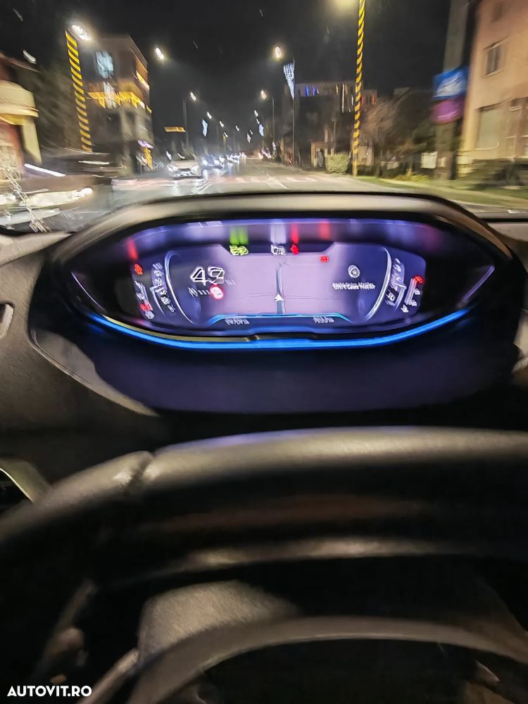 Peugeot 3008 BlueHDi 130 Stop & Start EAT8 Allure Pack - 20