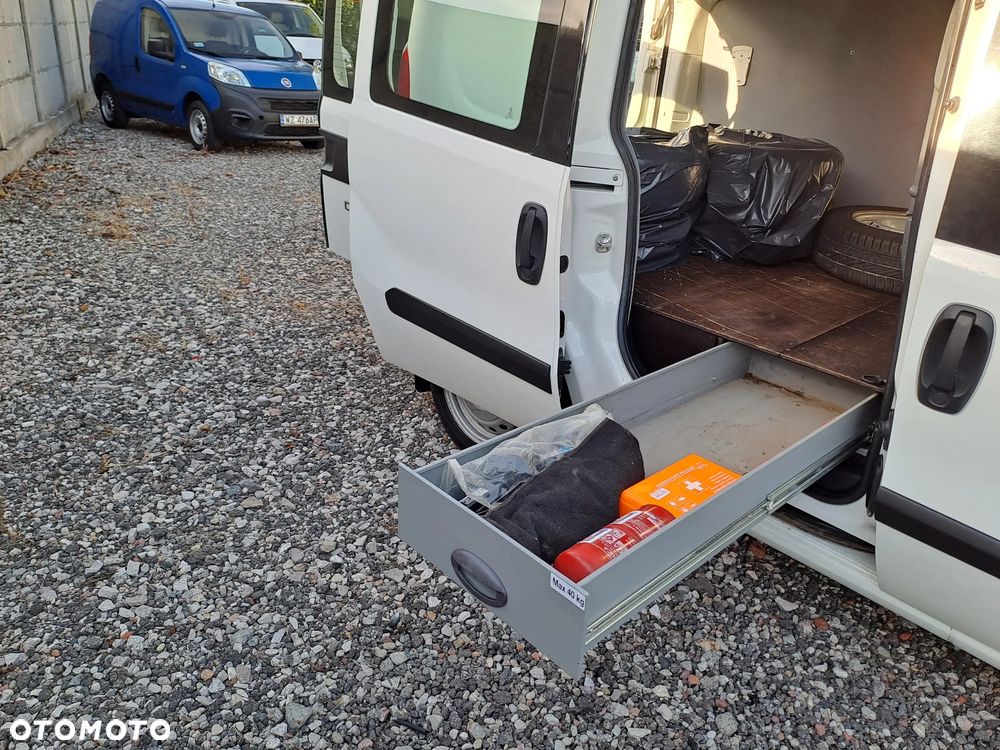 Fiat Doblo 1.3 M-jet 90KM Klima Blaszak - 14