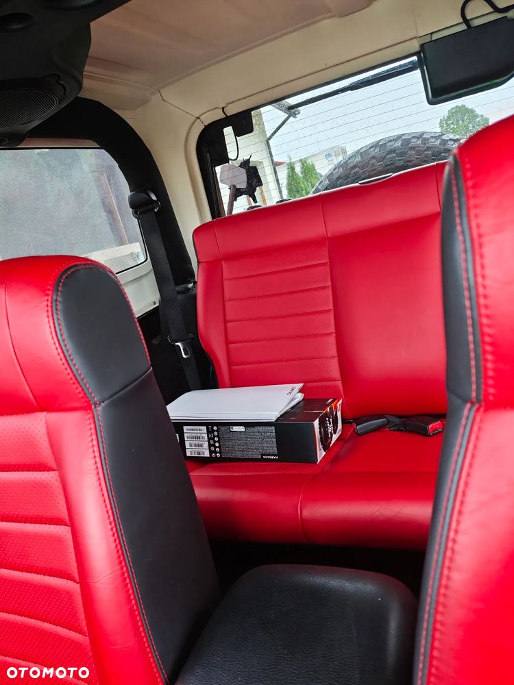 Jeep Wrangler 3.8 Sahara - 10