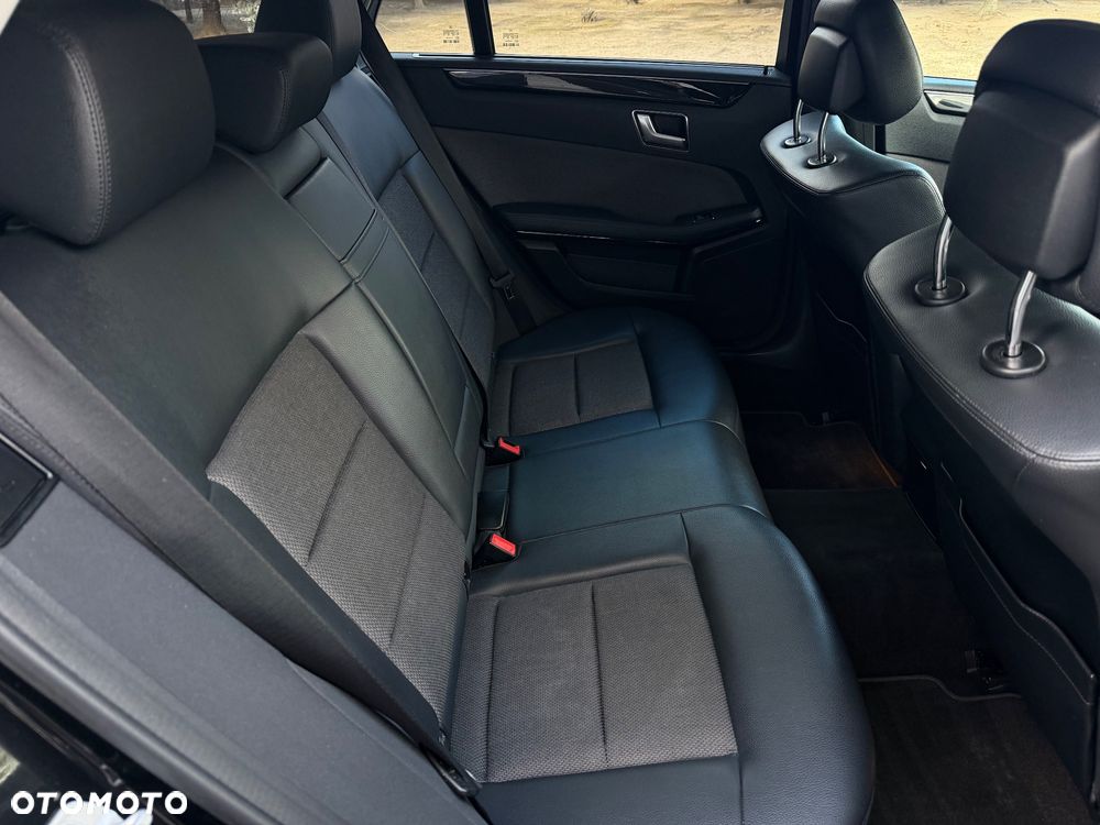 Mercedes-Benz Klasa E 220 CDI 7G-TRONIC Avantgarde - 22