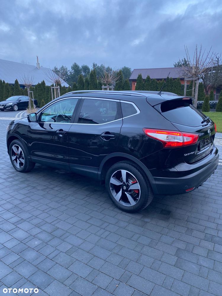Nissan Qashqai 1.6 DIG-T N-Connecta - 28
