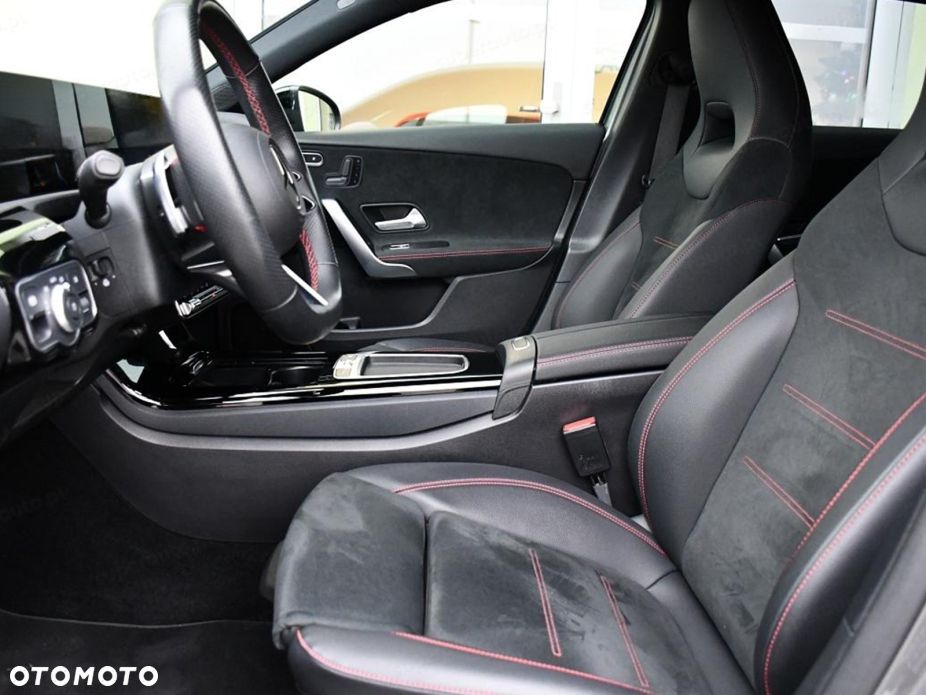 Mercedes-Benz Klasa A 200 d AMG Line 8G-DCT - 6