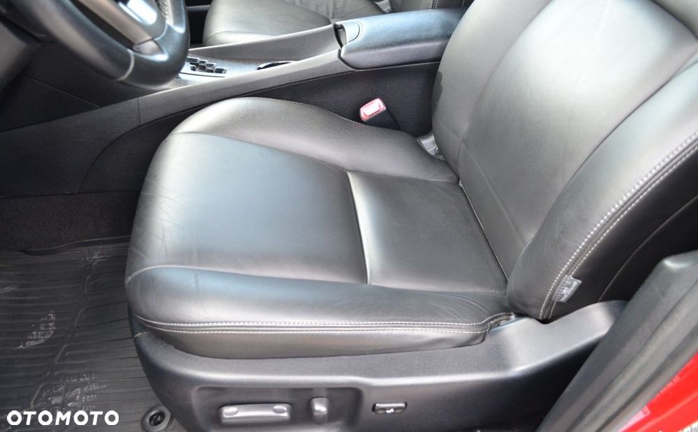 Toyota Avensis 2.0 Multidrive S Executive - 7