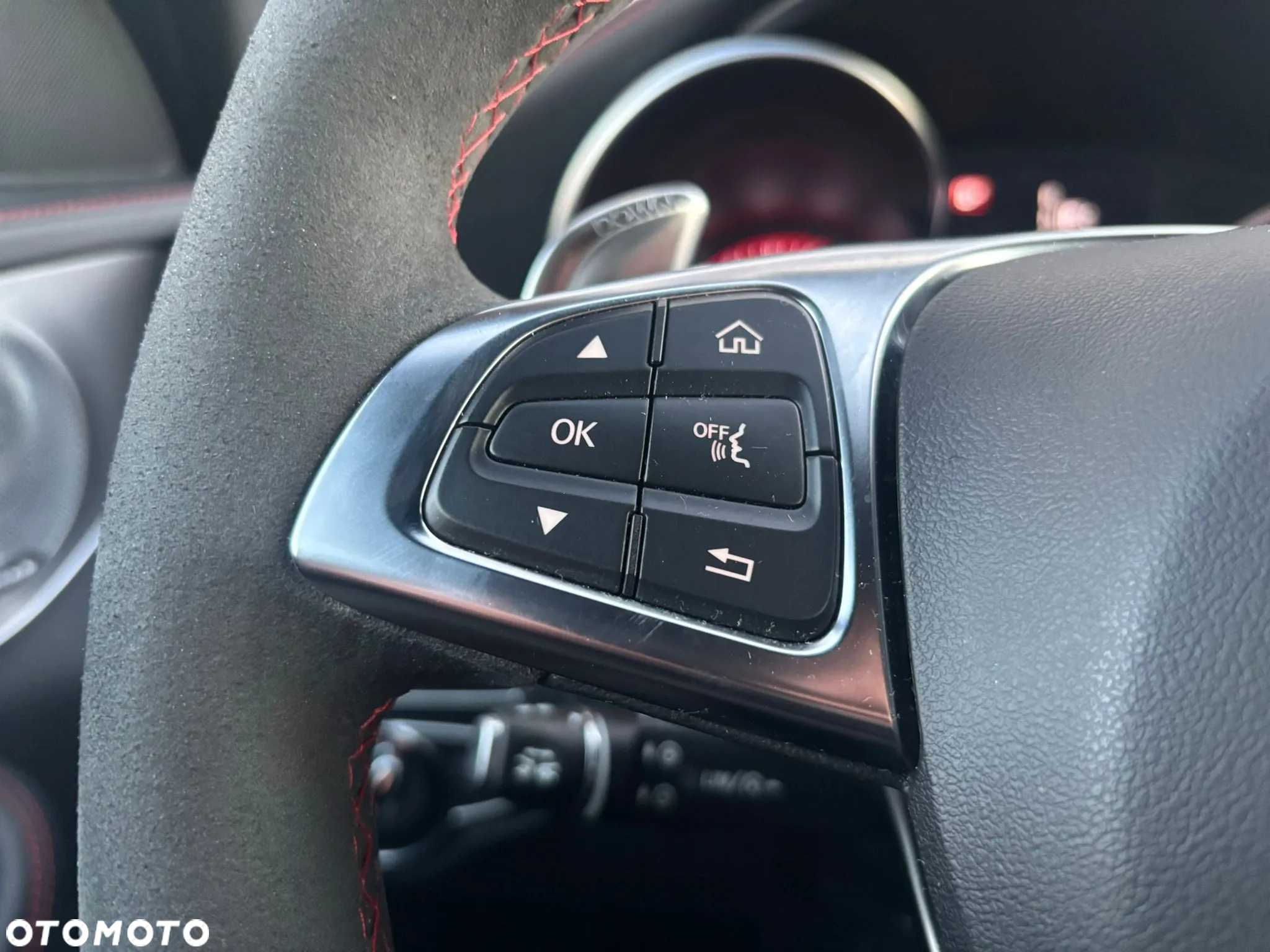 Mercedes-Benz Klasa C AMG 63 S AMG Speedshift 7G-MCT Edition 1 - 34