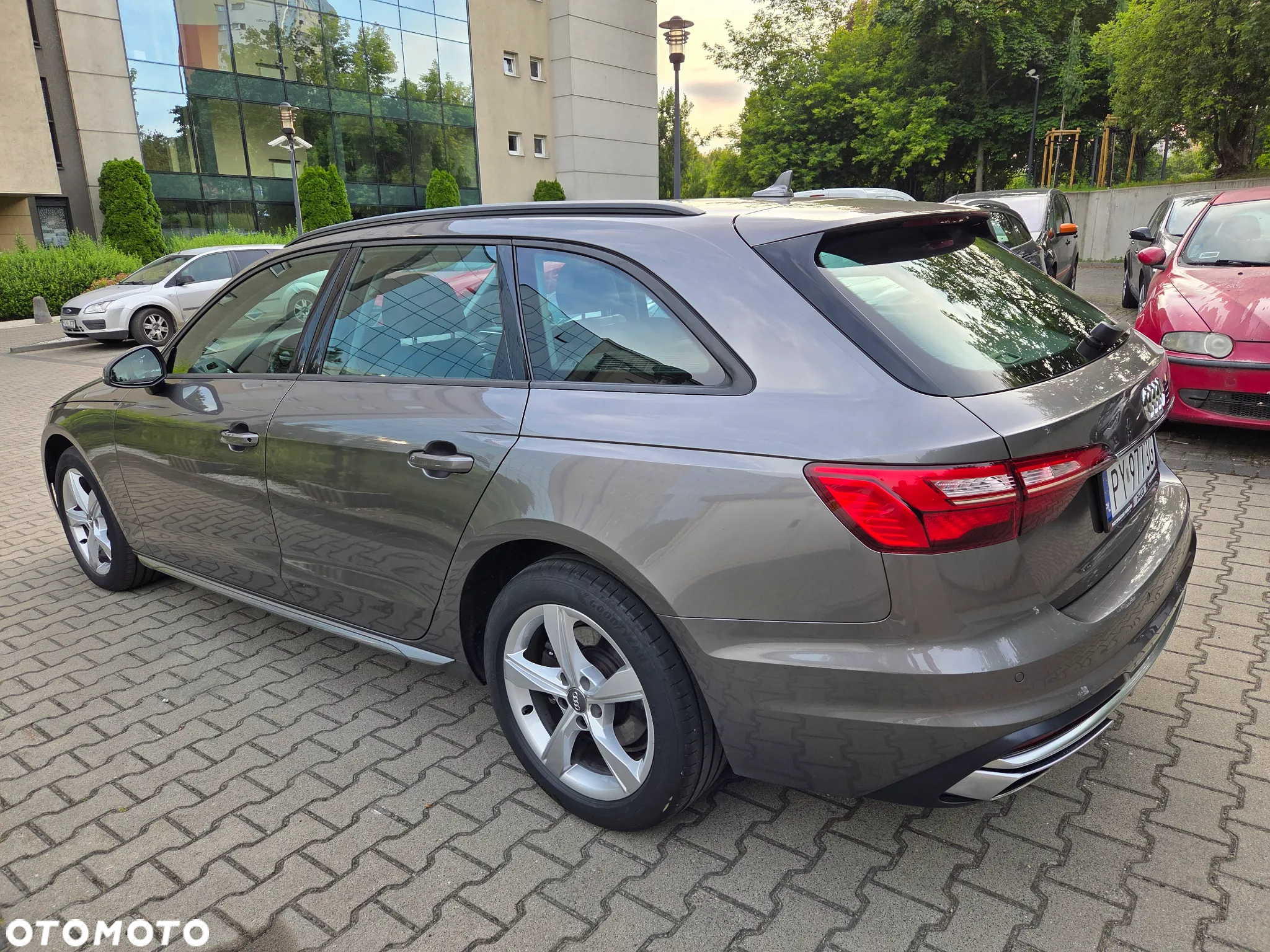 Audi A4 Avant 35 TDI S tronic - 4