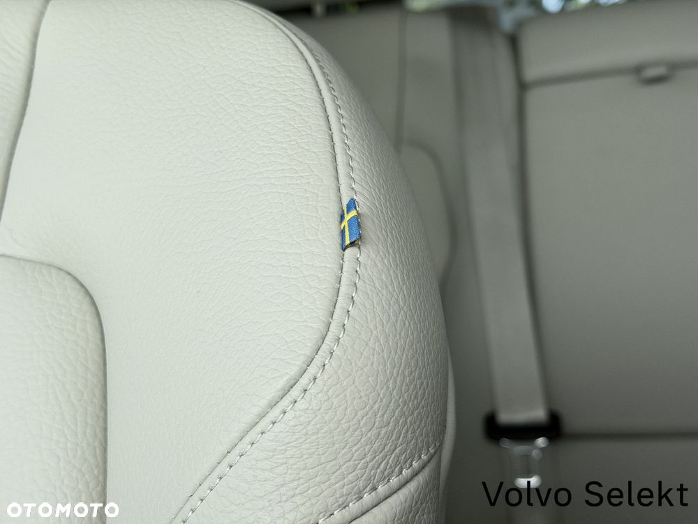 Volvo XC 60 - 38