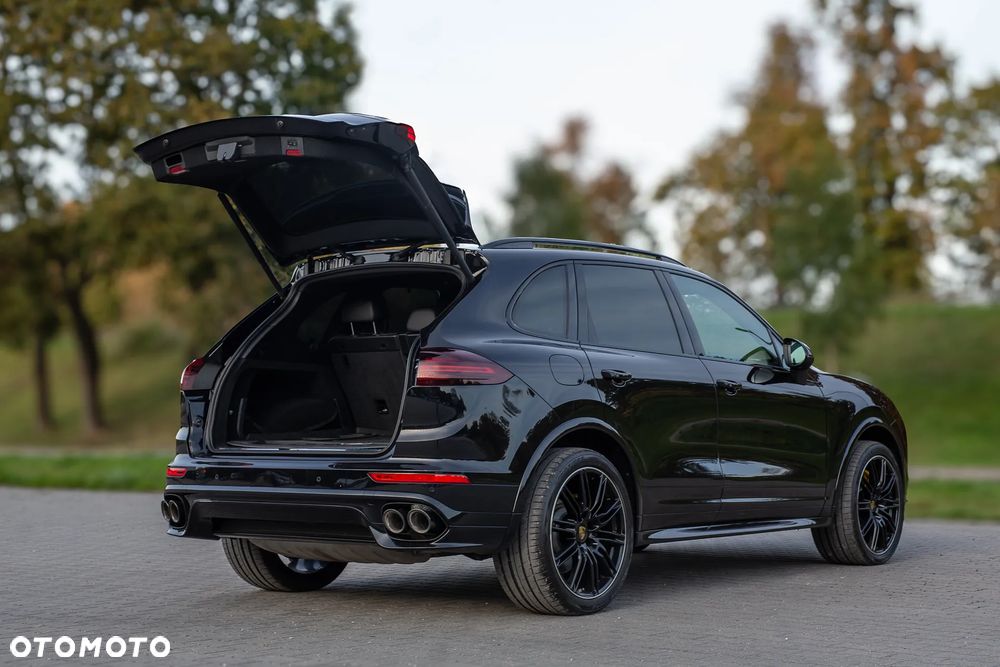 Porsche Cayenne S Diesel - 18