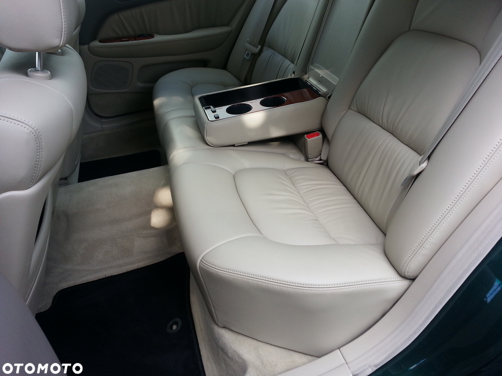 Lexus LS 400 - 13