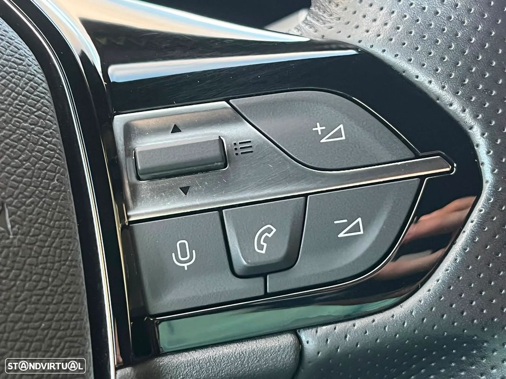 Peugeot 408 1.6 Hybrid GT e-EAT8 - 19