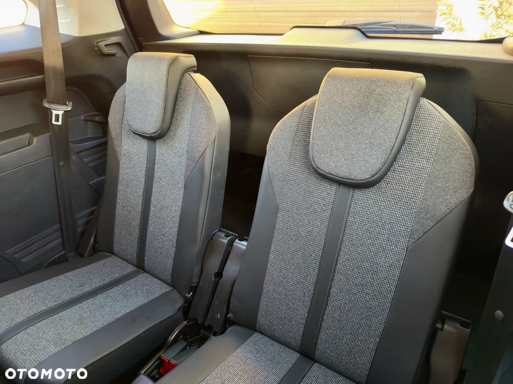 Peugeot 5008 BlueHDi 120 Allure - 14