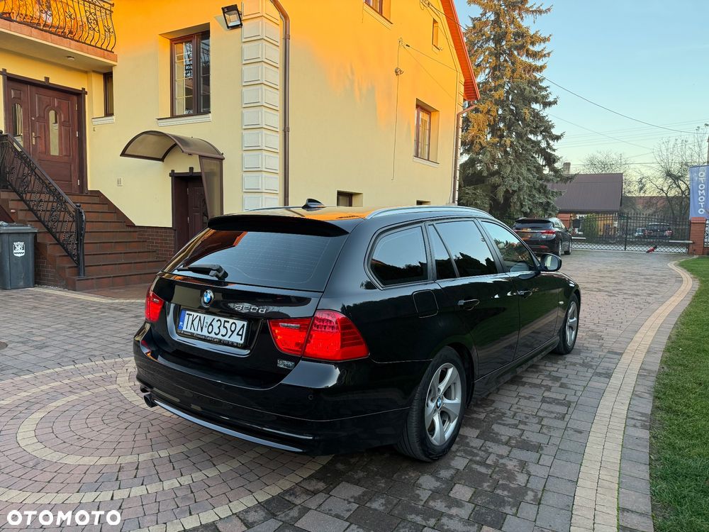 BMW Seria 3 320d Efficient Dynamics Edition - 14