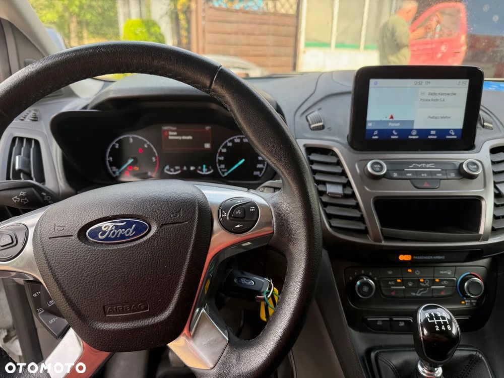 Ford Transit Connect - 9