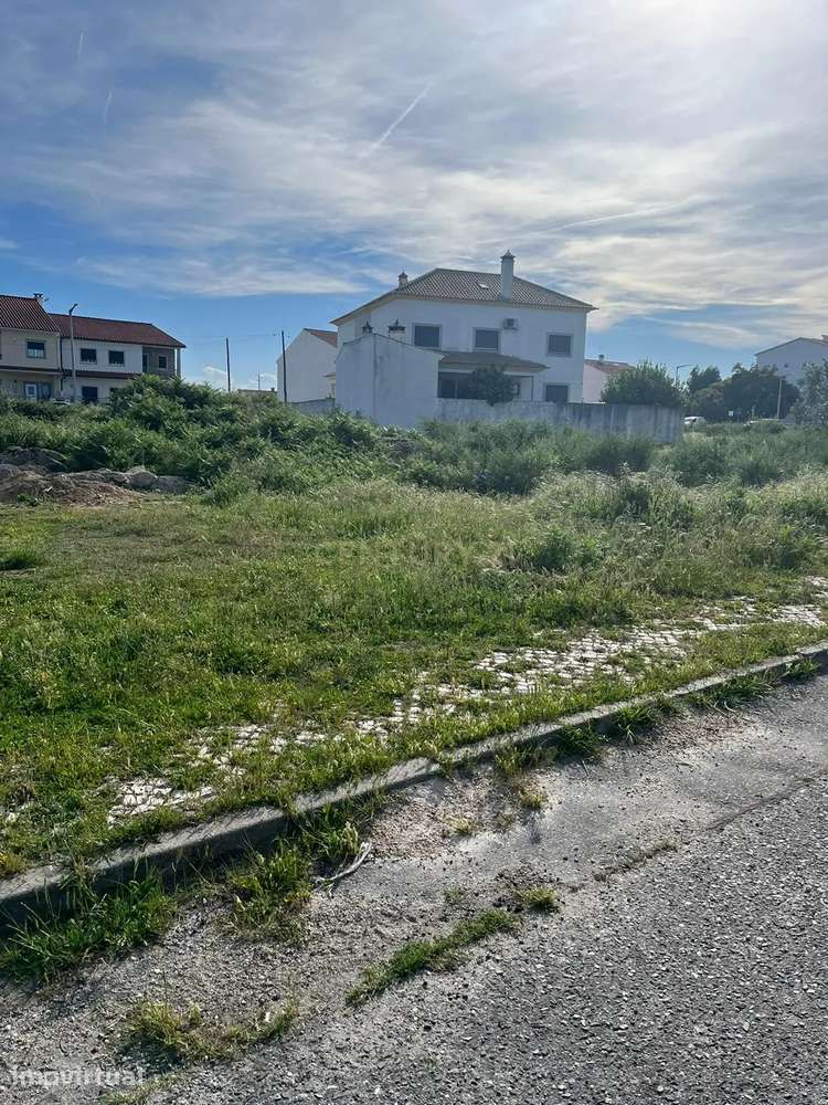Oportunidade de Construção em Alcains: Terreno Urbano de 535m² - Grande imagem: 4/7