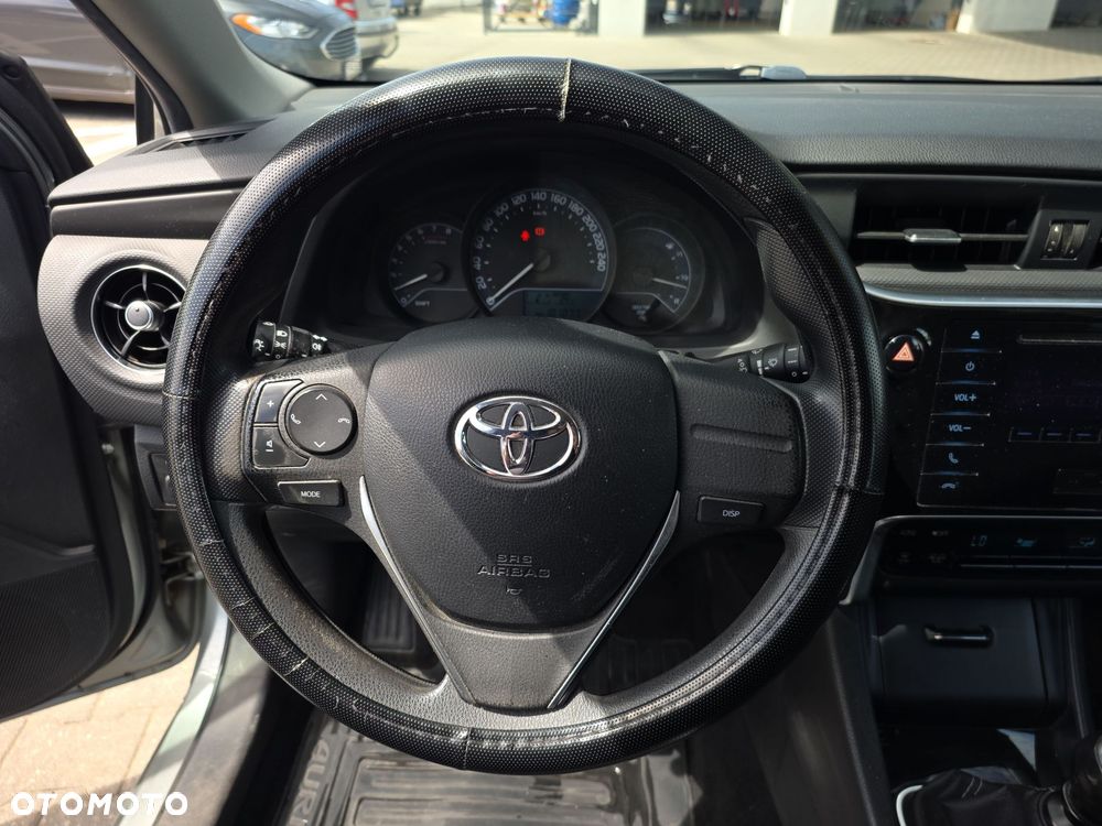 Toyota Auris 1.33 VVT-i Active - 9