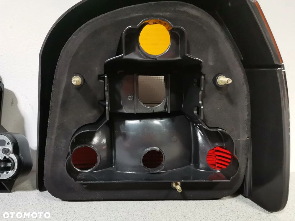 Lampa Tył Tylna LEWA VOLKSWAGEN GOLF III 3 H/B 3d 5d 92-98 HELLA - 12