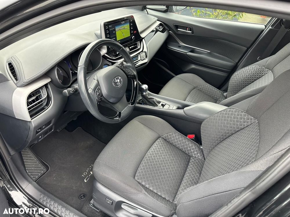 Toyota C-HR - 7