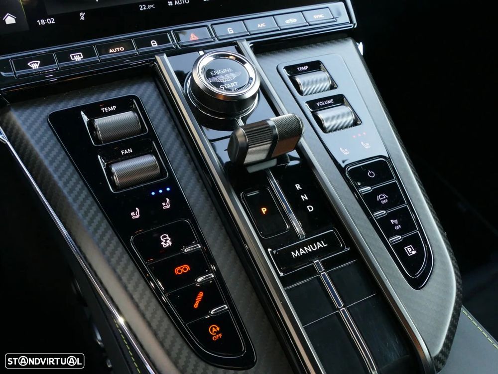 Aston Martin Vantage Coupe V8 - 30