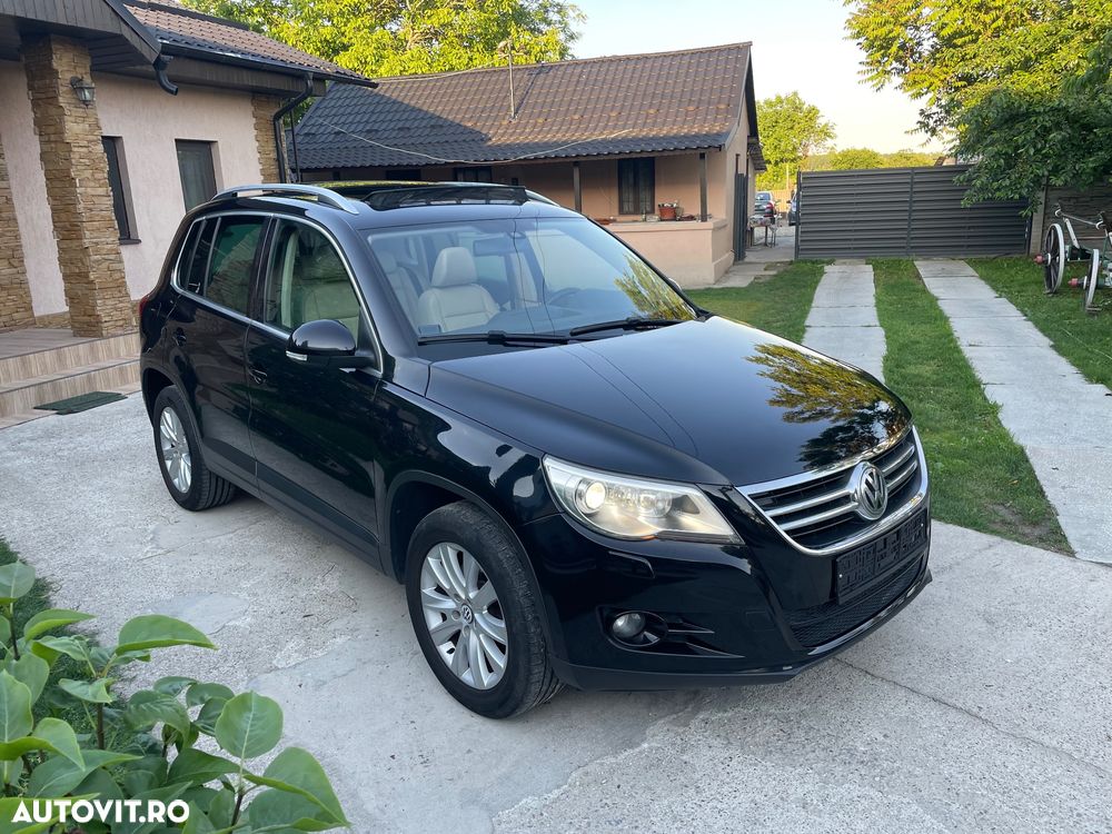 Volkswagen Tiguan - 2