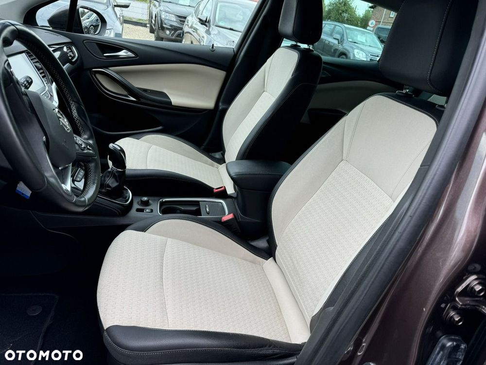 Opel Astra - 24
