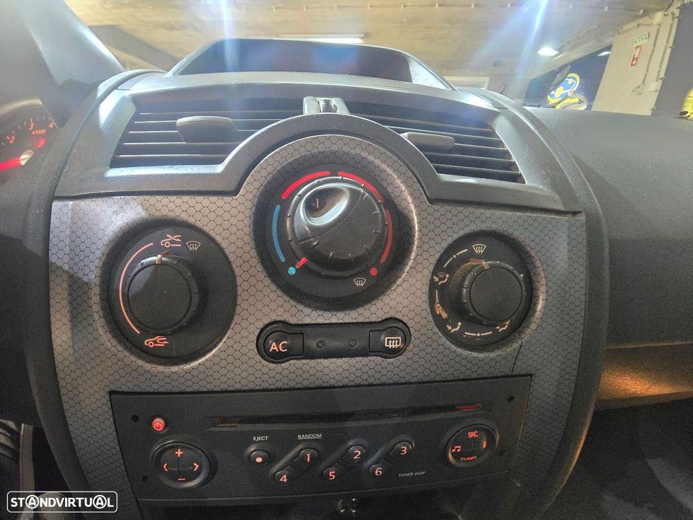 Renault Mégane Break 1.5 dCi C Authentique - 11