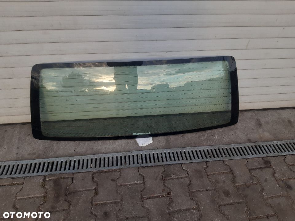 Szyba tylna vw t6 - 1