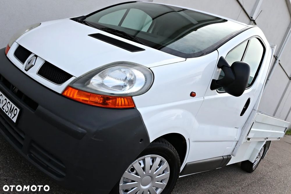 Renault Trafic - 1