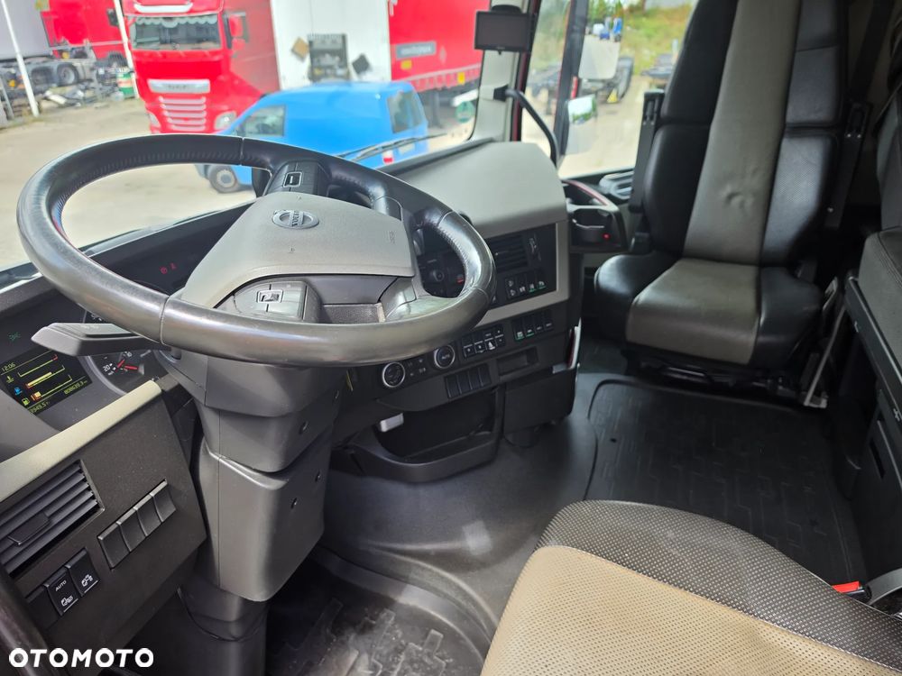 Volvo FH 460 / STANDARD / XXL / i SAVE / EURO 6/ GLOBETROTTER/ / AUTOMAT/SERVIS /2019/ KAMERA/ SKÓRY /PERFEKCYJNY STAN / ZABUDOWY  MIĘDZYOSIOWE/ - 27